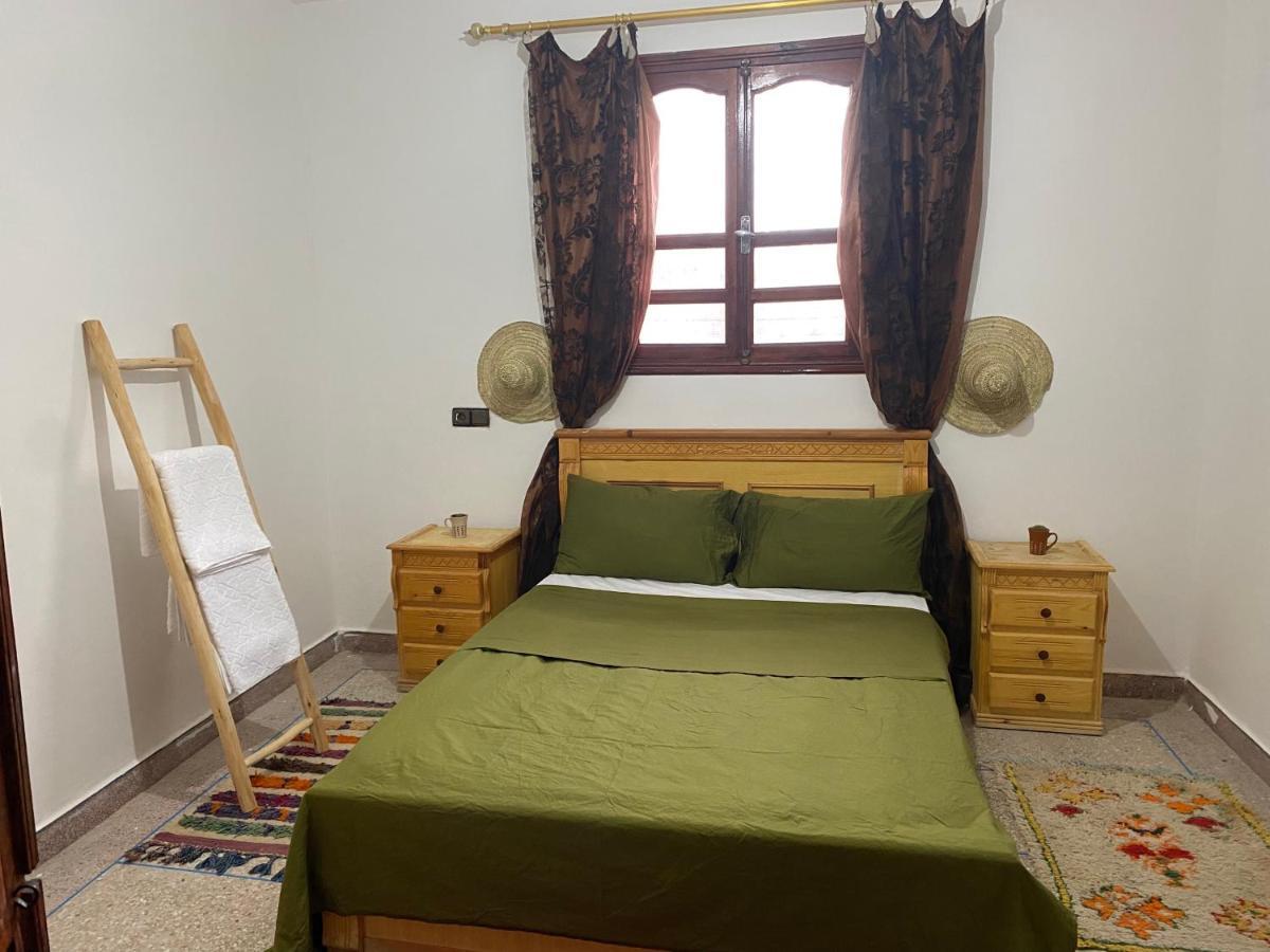 Emallayan Hostel Имсуане Екстериор снимка