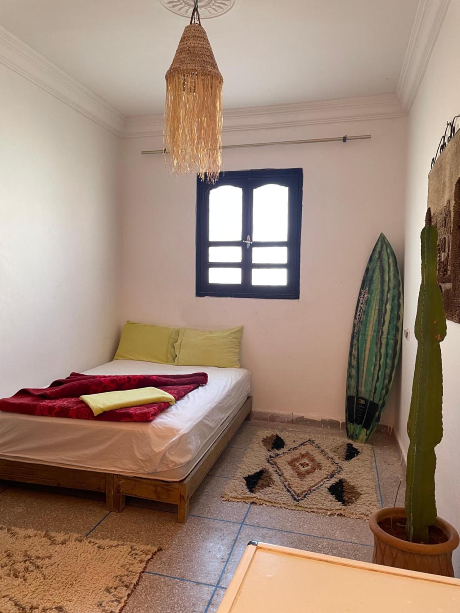 Emallayan Hostel Имсуане Екстериор снимка
